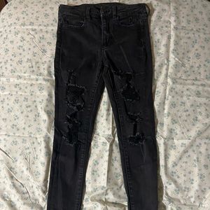 Black ripper jeans
